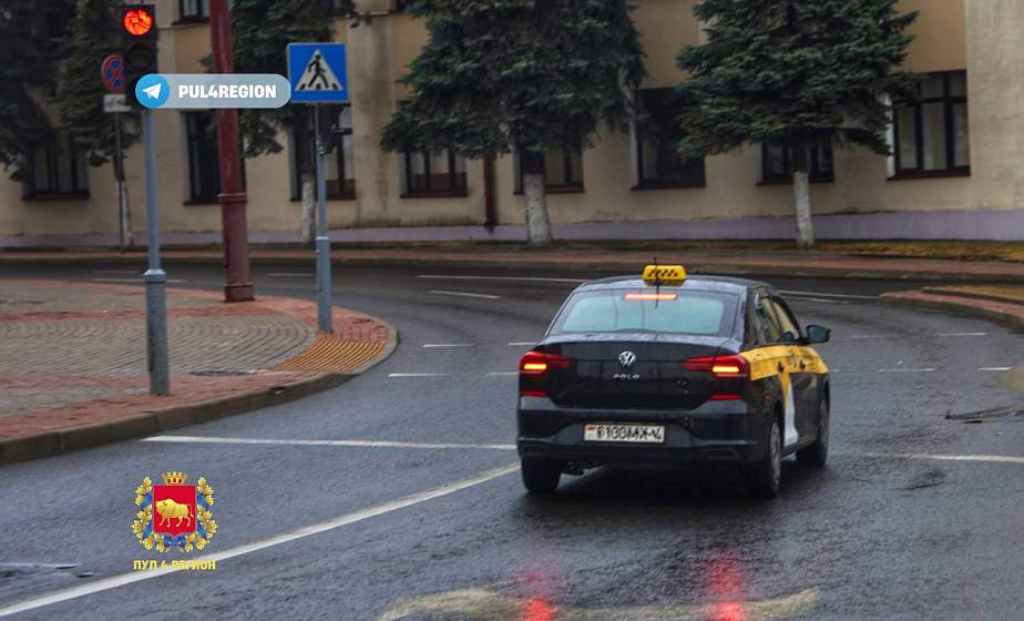 До 1 ноября - бесплатно. Напоминаем, кому надо зарегистрироваться в реестре перевозчиков