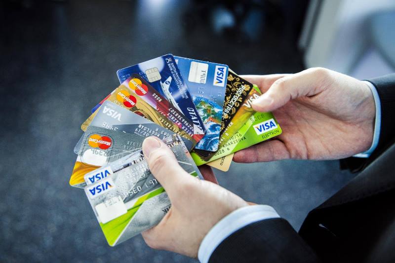 Ответственность за продажу реквизитов своих банковских  платежных карт
