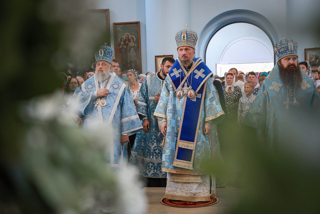 Митрополит Вениамин возглавил в Сморгони богослужение, приуроченное празднованию иконы Божией Матери Сукневичской
