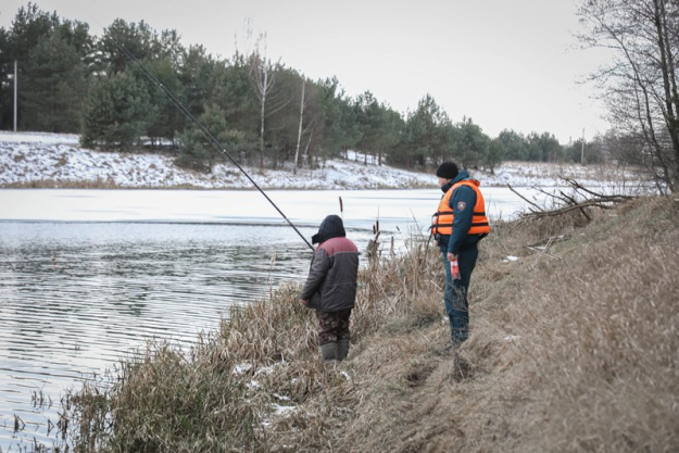 В Сморгонском районе МЧС проводит рейды на водоёмах. Узнали, что проверяют