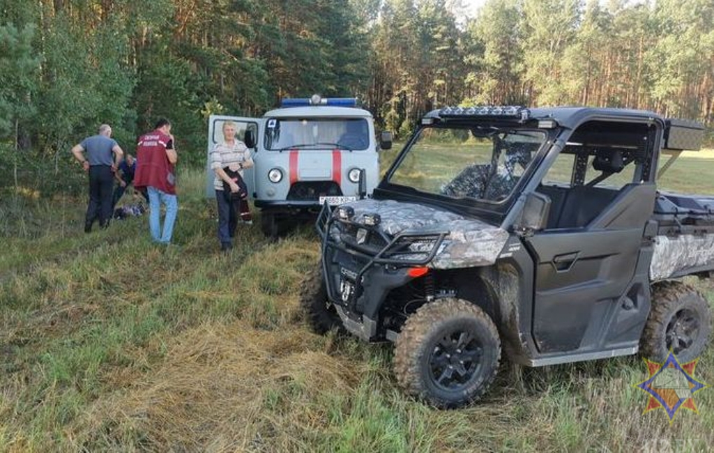 В Ивьевском районе заблудился пенсионер: выйти из леса ему помогли спасатели