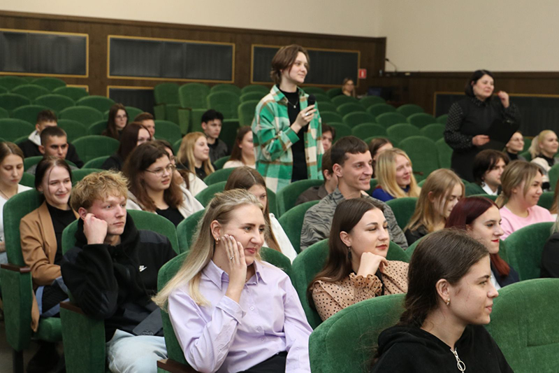 «Всё – в ваших руках!»: в райисполкоме прошла встреча молодых специалистов с руководством района