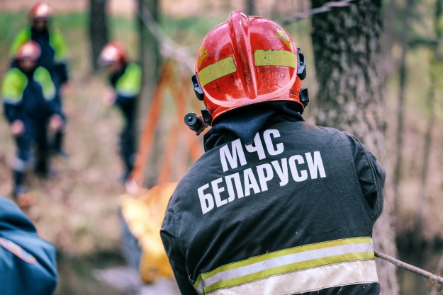 Предупреждение пожаров из-за выжигания сухой растительности и нарушения правил пожарной безопасности при разведении костров