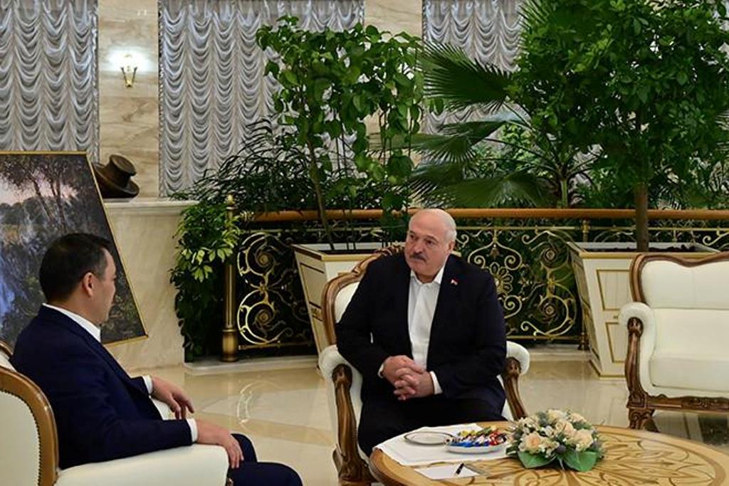 Александр Лукашенко провел встречу с Президентом Кыргызстана Садыром Жапаровым
