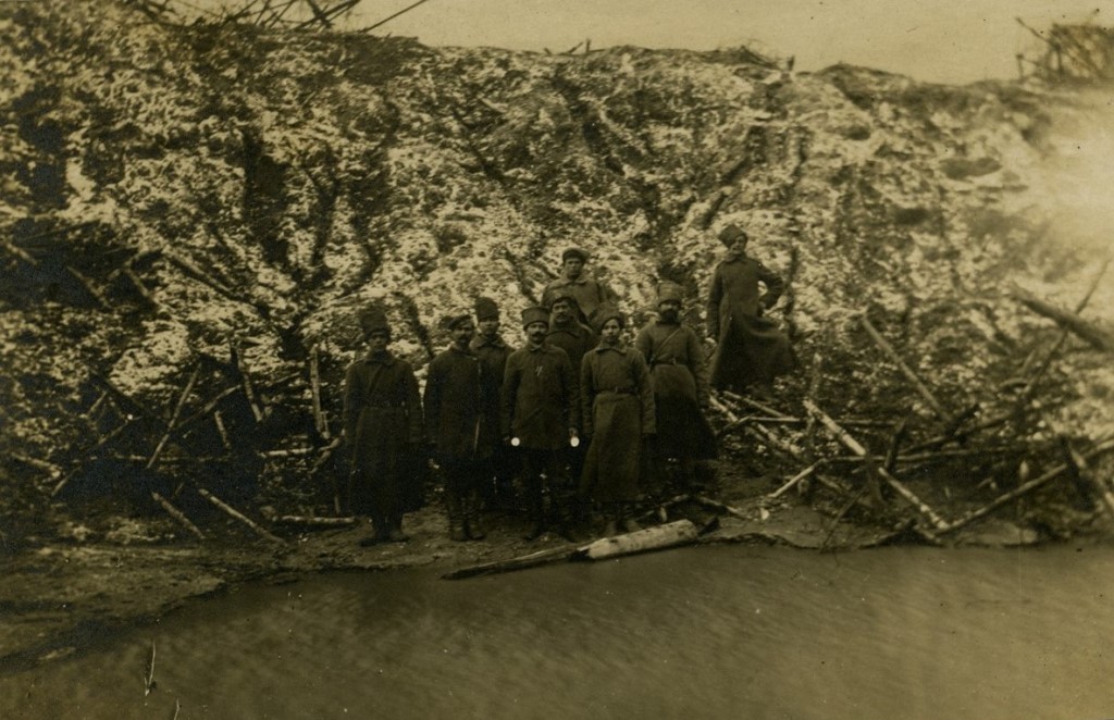 Варонка на Навасёлкаўскам бугры. Паштоўка 1917 года (1).jpg